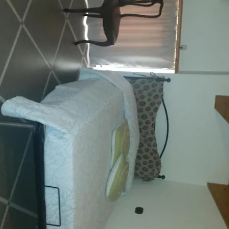 Comfortable Attic With Parking Space In The Town Of Num001